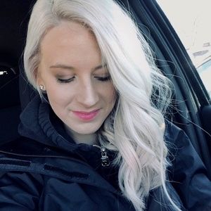 MEET YOUR POSHER, TAMARA